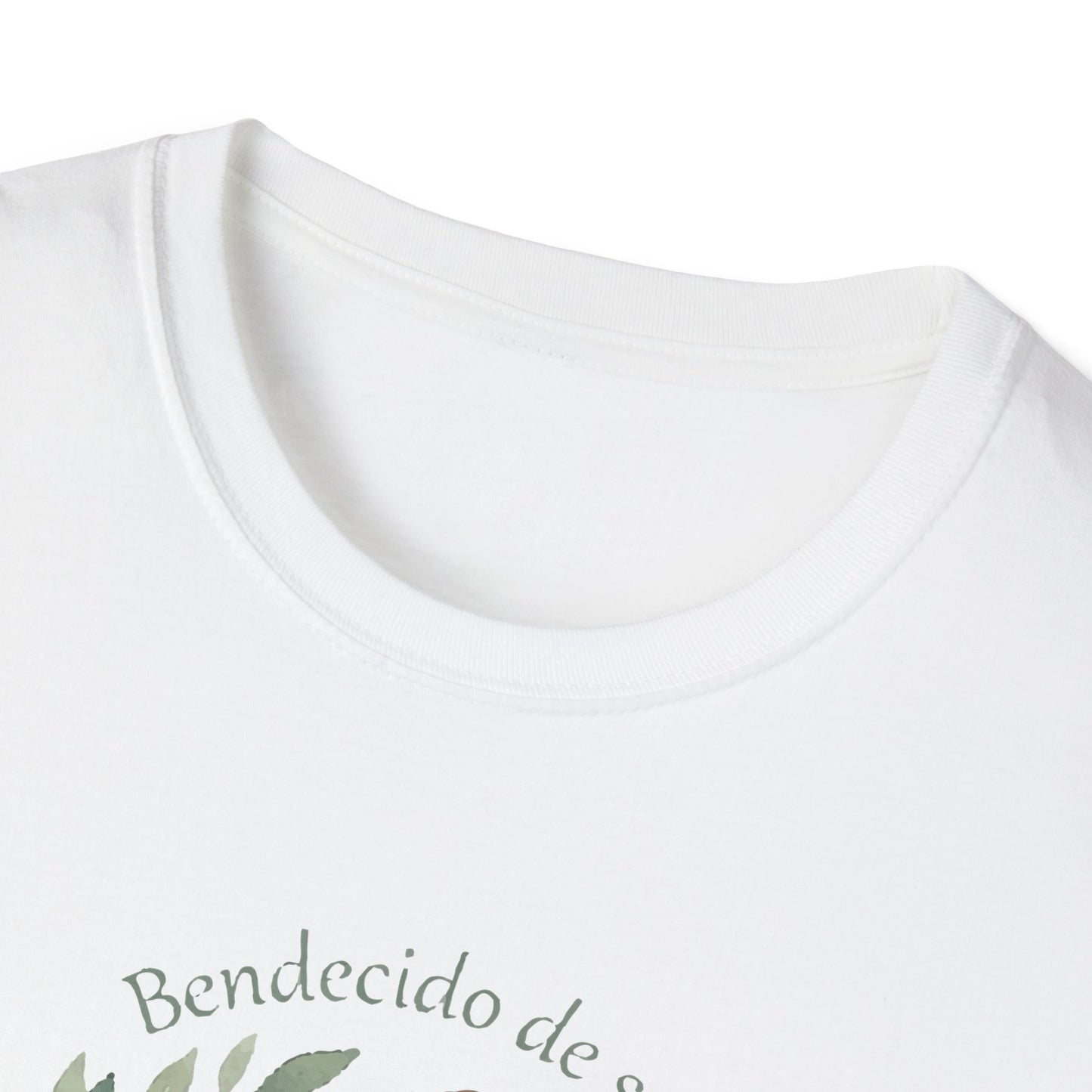 Bendiciones de mi Hijo’ T-Shirt