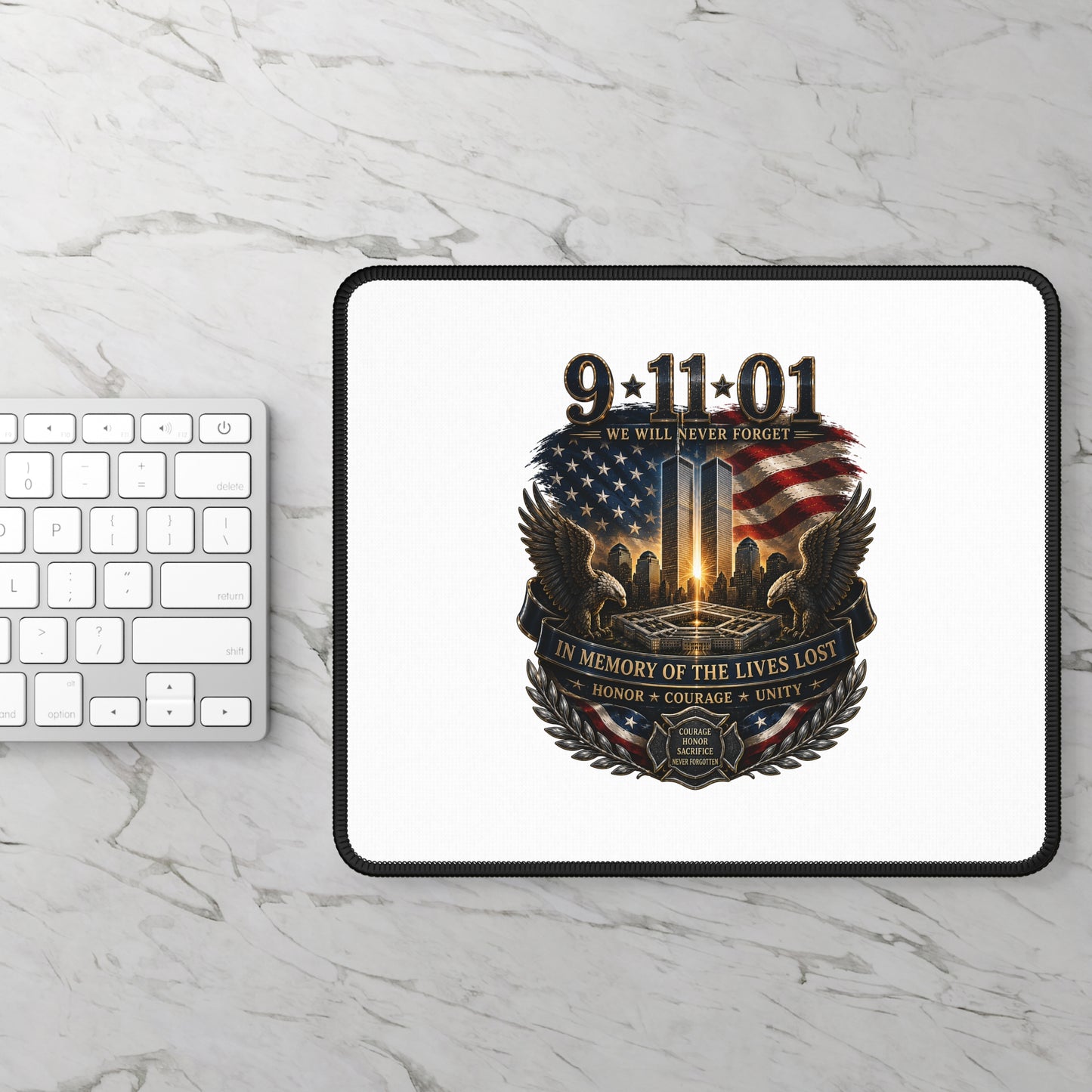 9/11 Memorial Gaming Mouse Pad — "We Will Never Forget" Tribute with Twin Towers & American Flag