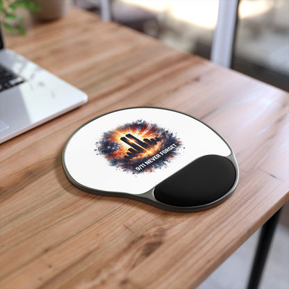 9/11 Never Forget Memorial Mouse Pad with Wrist Rest — Patriotic Twin Towers Tribute