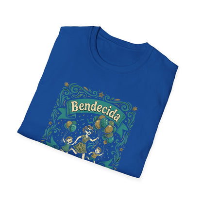 Bendecida de ser Tía (Blessed to Be an Aunt) T-Shirt