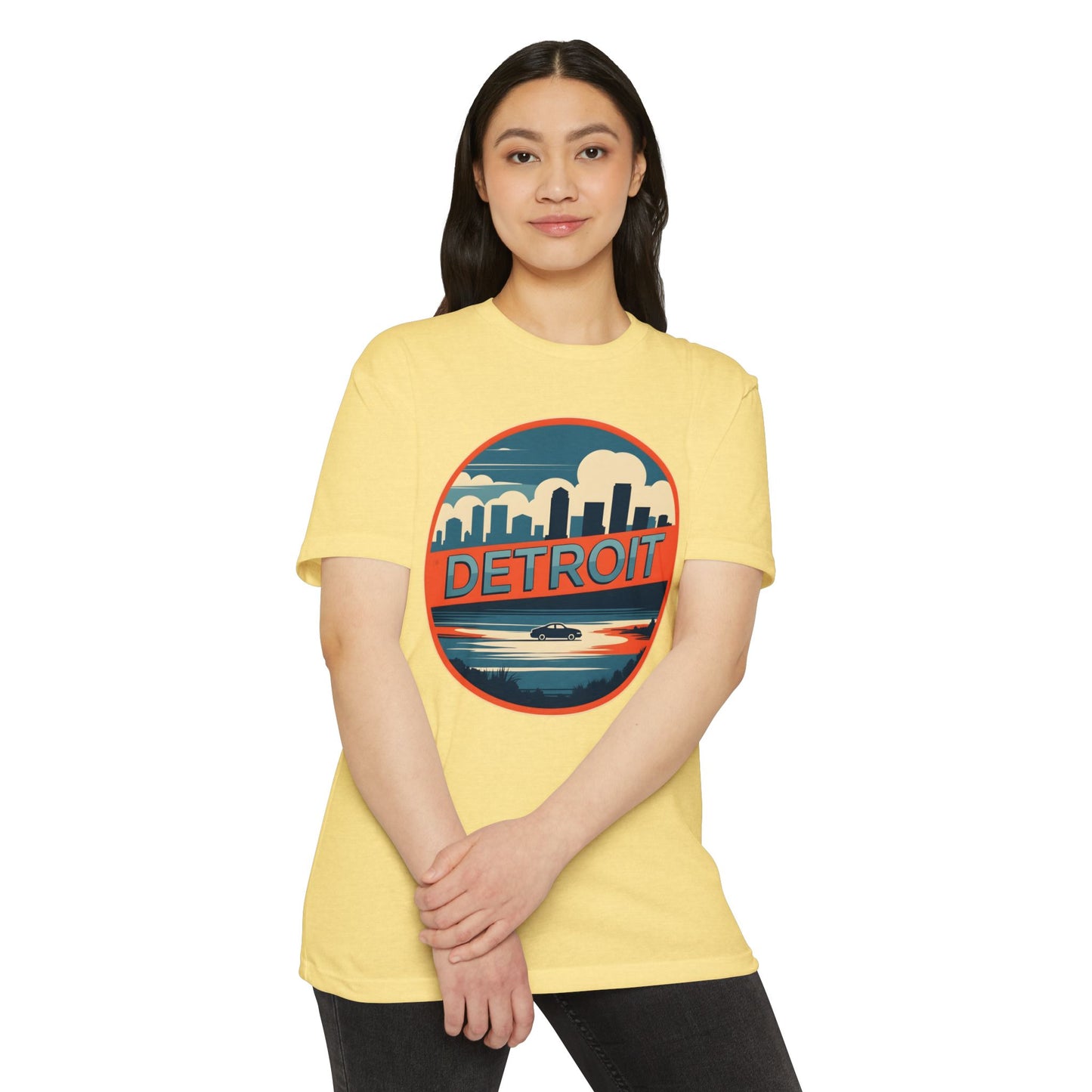 Detroit Skyline Retro T-Shirt — Vintage Circle Cityscape Tee
