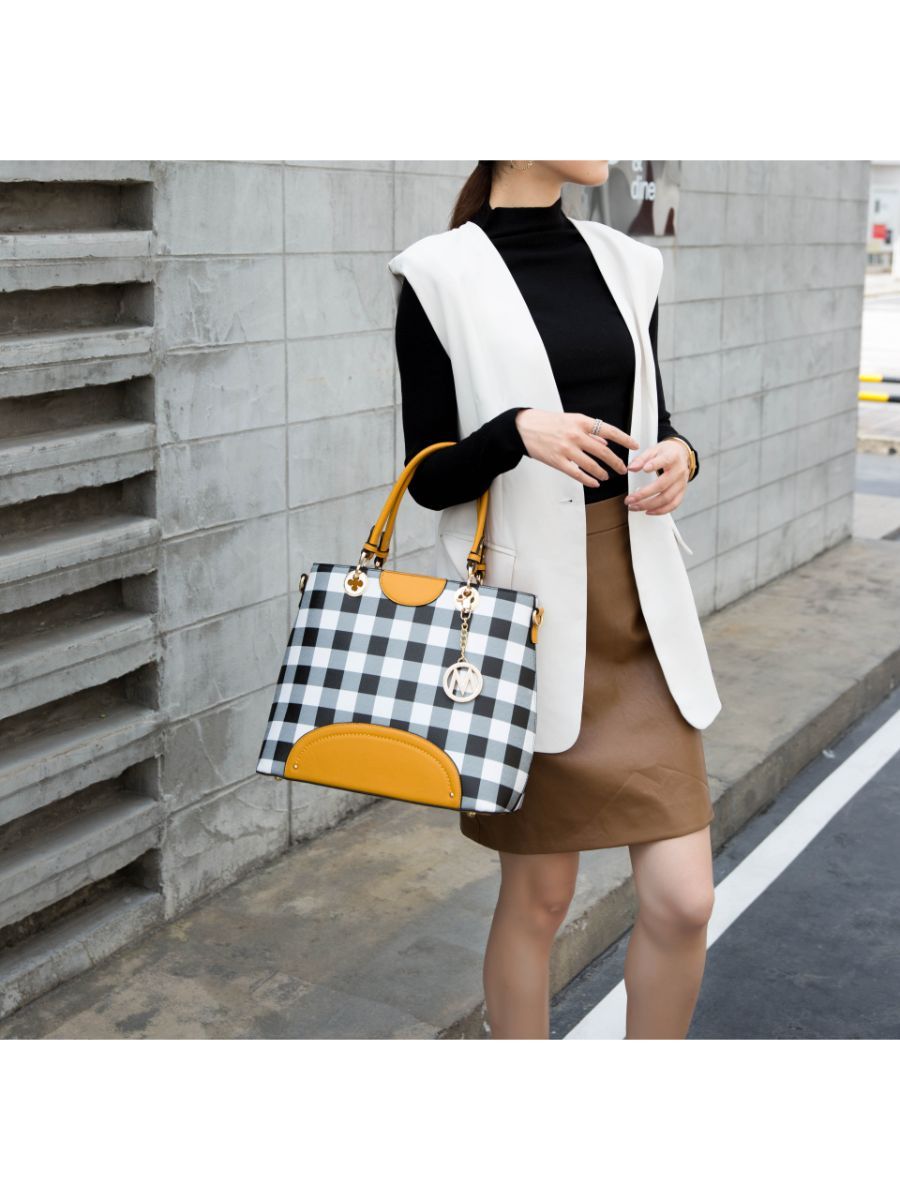 537636231